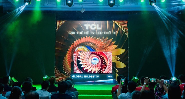 Ra mắt TV QD-Mini LED C8K màn hình 98 inch có giá 119,9 triệu đồng - 1