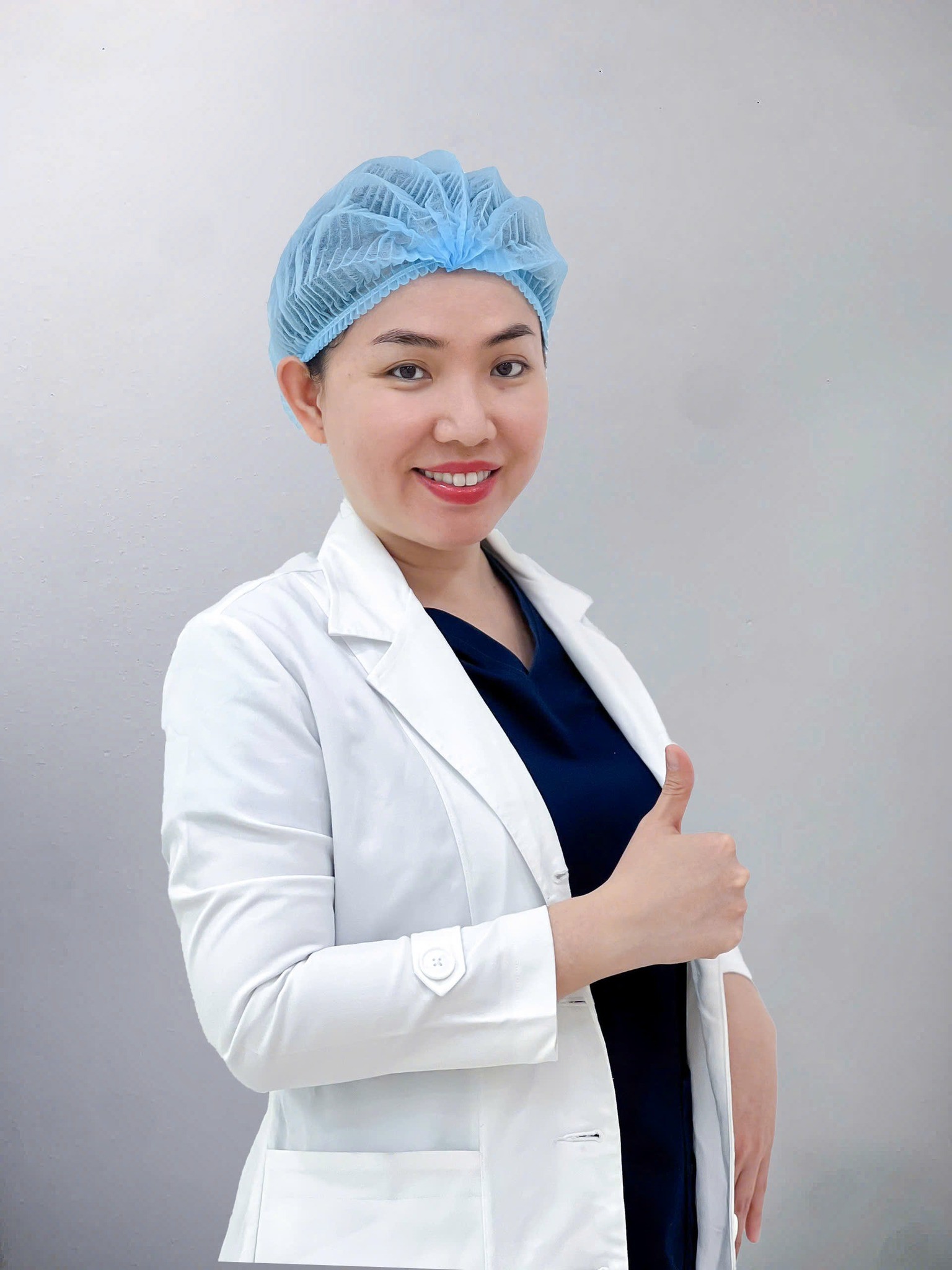 Bác sĩ Trương Cẩm Tú hướng dẫn cách điều trị rụng tóc - 3