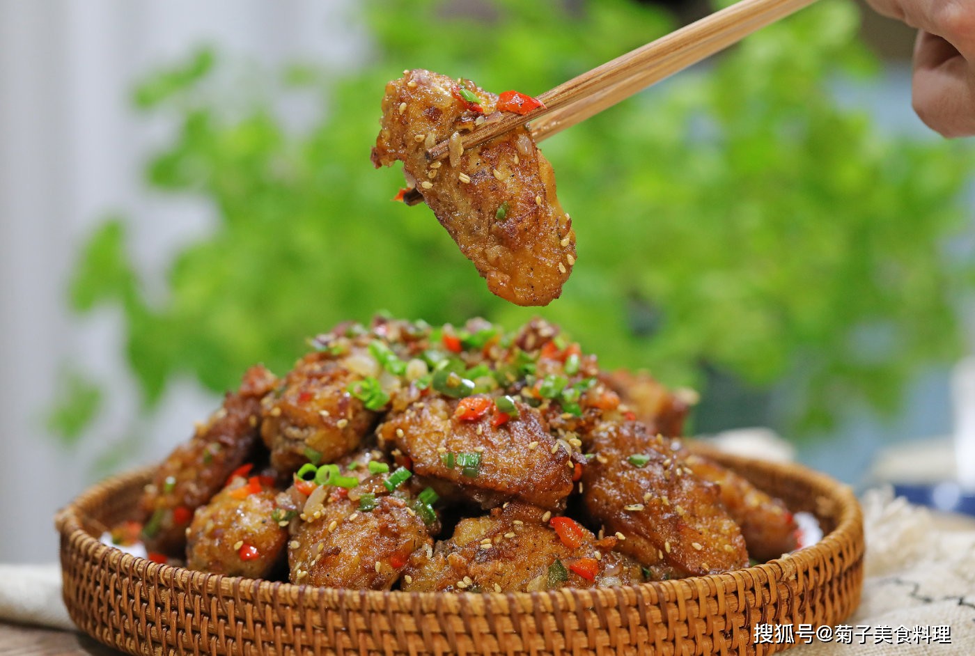 Cánh gà làm theo cách này vừa dọn lên mâm là hết sạch - 1