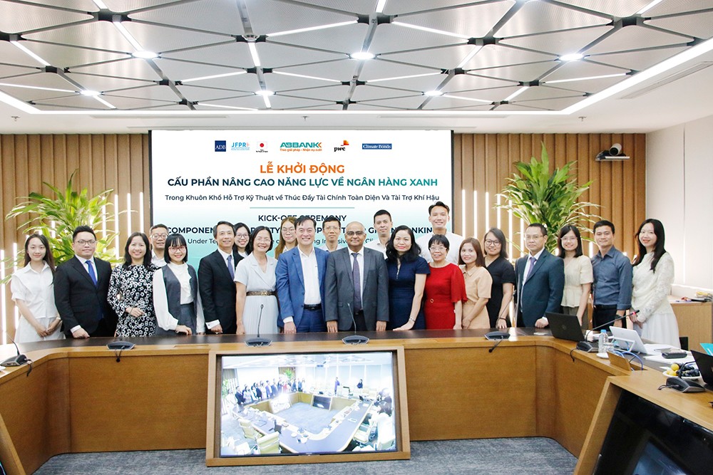 ABBANK khởi động chương trình ngân hàng xanh: Đột phá từ ADB và PWC - 1