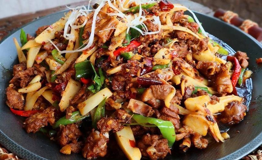Cách làm món vịt xào gừng đậm đà sốt cay, thơm ngon khó cưỡng - 1