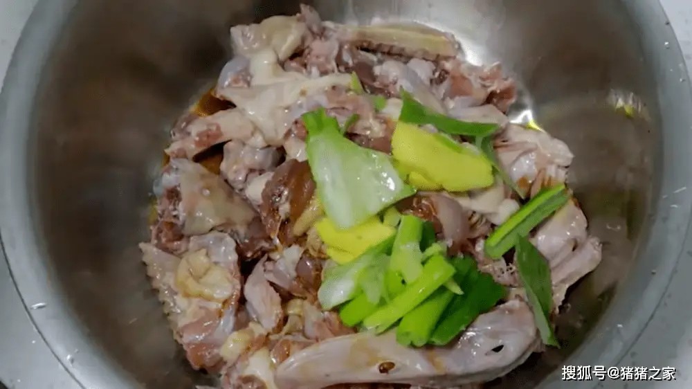Cách làm món vịt xào gừng đậm đà sốt cay, thơm ngon khó cưỡng - 2