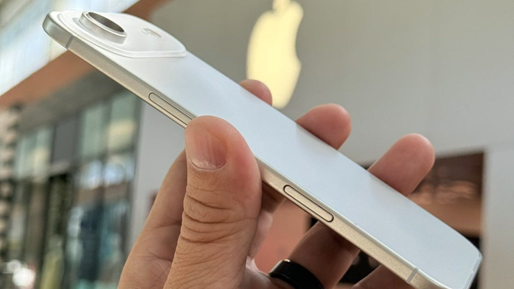Cú "quay xe" phút 90 của Apple trong việc sản xuất màn hình iPhone 17 - 1