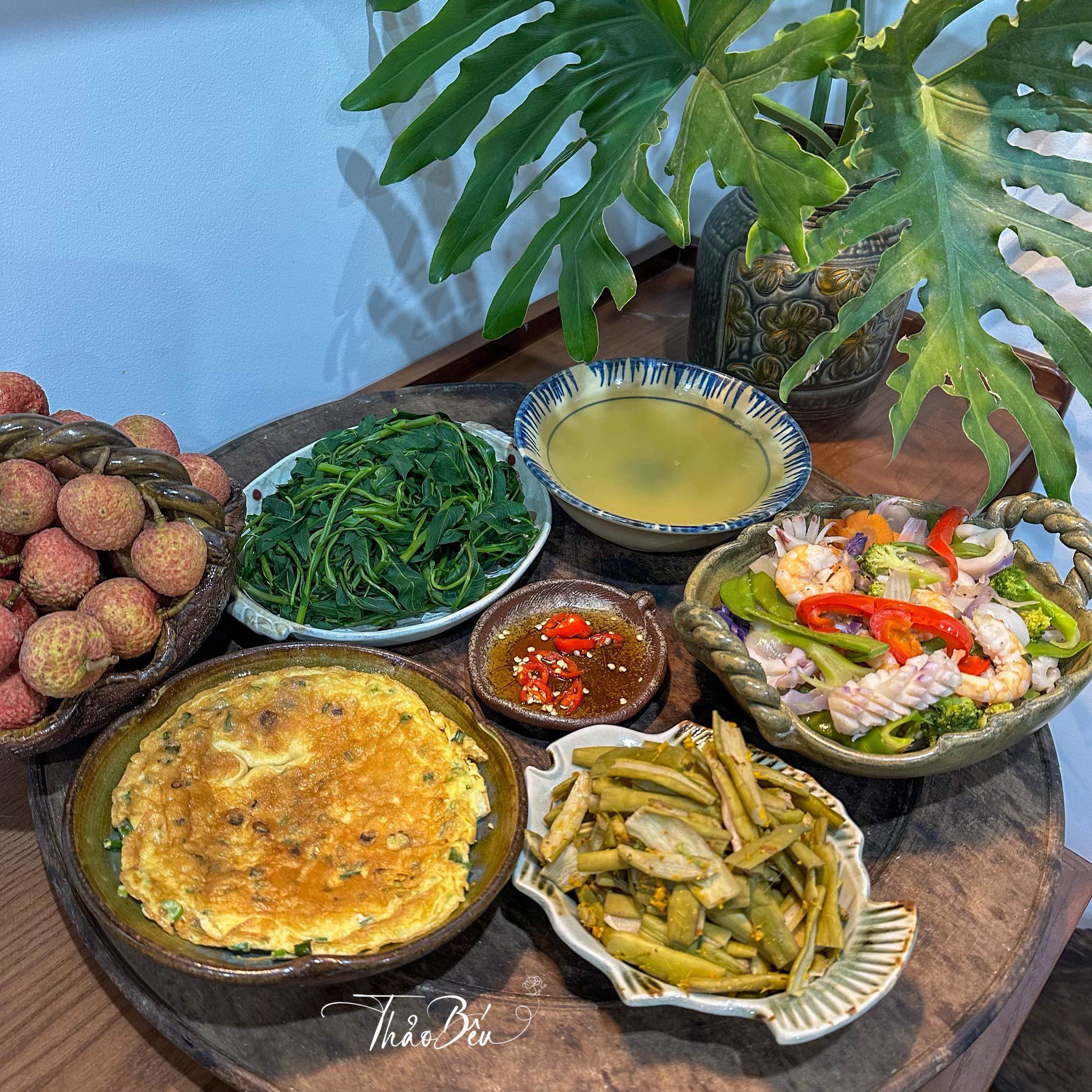 Thực đơn ăn hoài không chán cho gia đình 3 người - 2