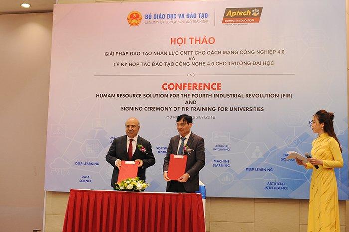 Chương trình Lập trình viên Quốc tế Aptech 2025: Đột phá với AI và lộ trình học nhanh làm sớm - 2