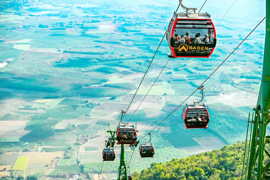 Chiêm ngưỡng 4 điểm tham quan có cáp treo đẹp nhất Việt Nam cùng Traveloka - 1