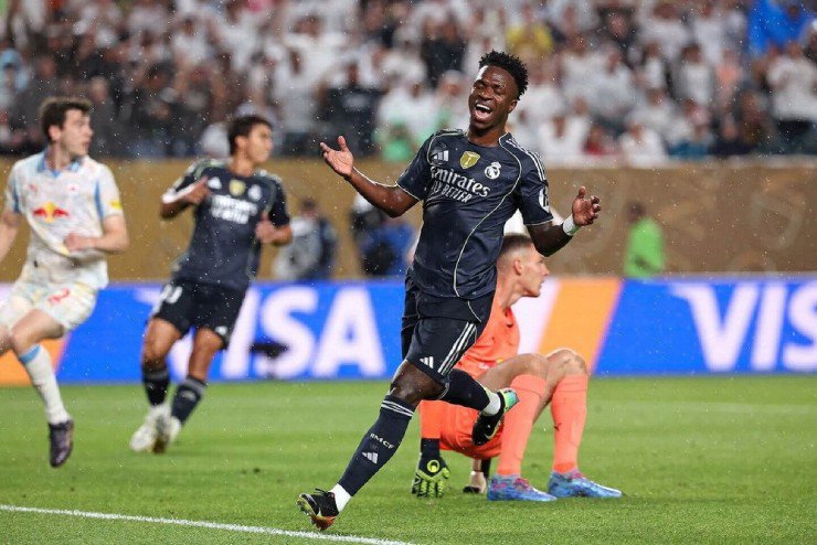 Real Madrid đạt doanh thu 1,1 tỷ euro cao nhất lịch sử, kiên quyết khiếu nại La Liga - 3