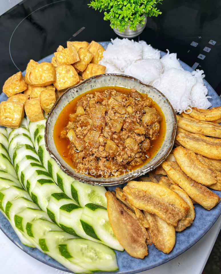 Cơm nhà chỉ cần 1 canh 1 mặn của mẹ bỉm sữa vẫn khiến chồng con mê tít - 23