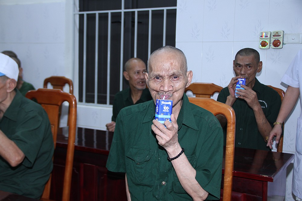 Vinamilk “viết tiếp câu chuyện hòa bình” bằng tranh và hành động - 5