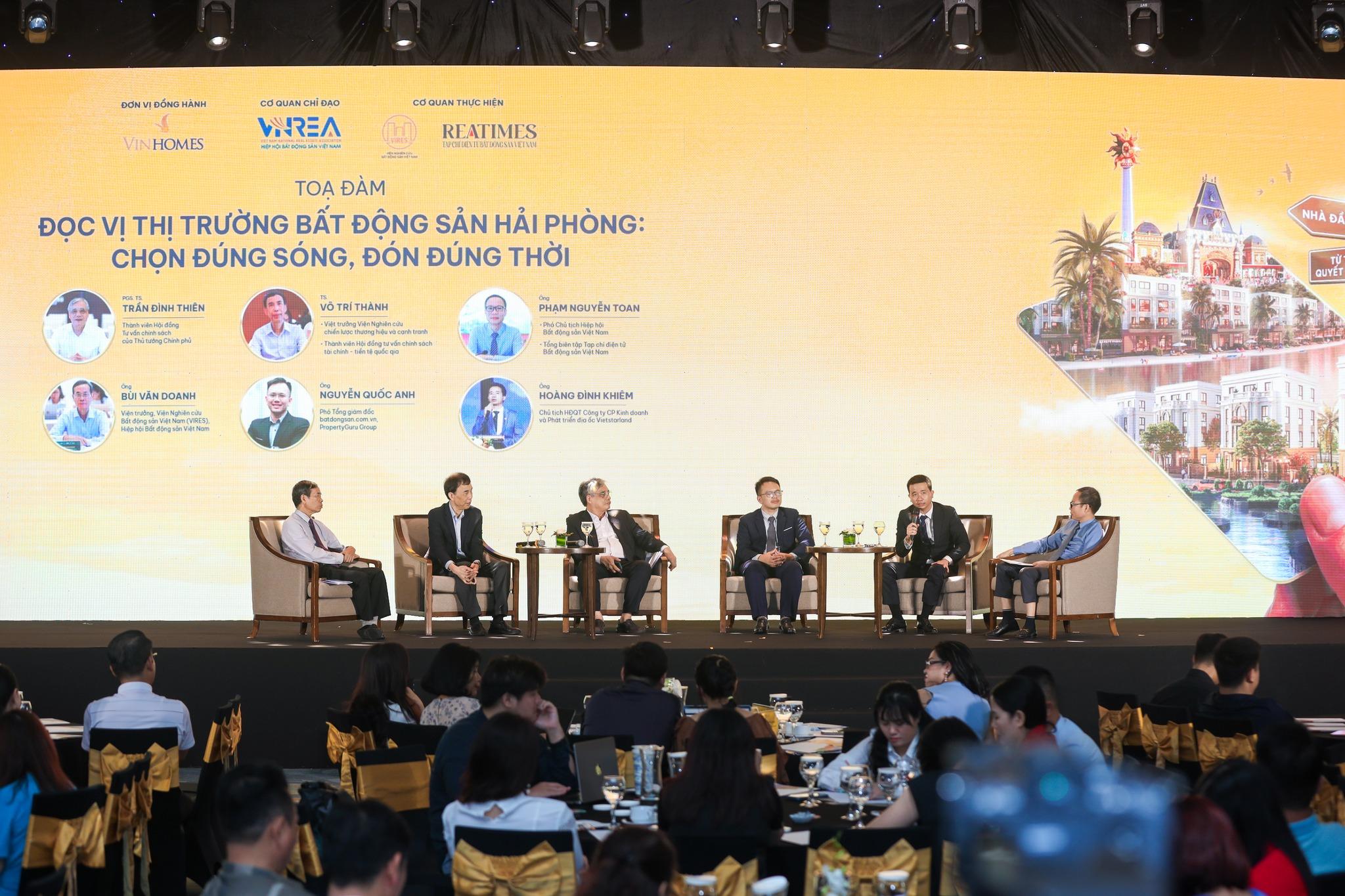 Hải Phòng đang trên đà thành TP.HCM: Tân Long Land & iHoldings phân phối chính thức siêu dự án Vinhomes Royal Island - 1