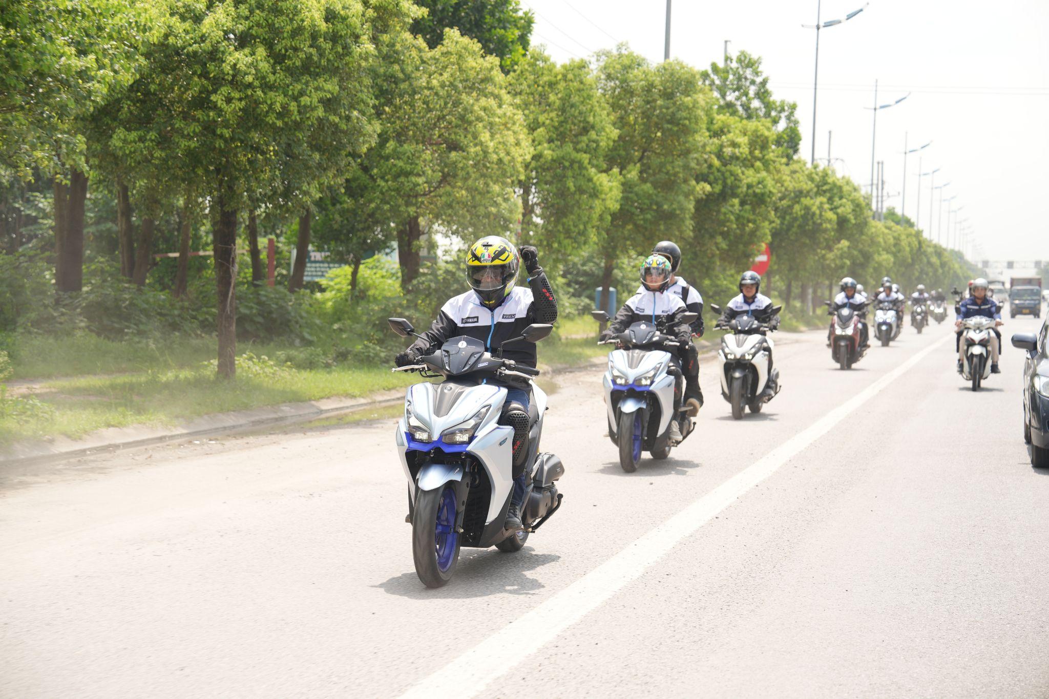 Công nghệ YECVT độc quyền trên Yamaha NVX: Tăng tốc êm ái, đổ đèo vững vàng - 2