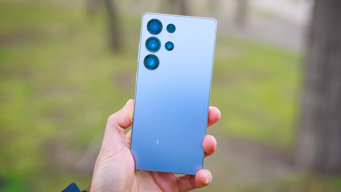 Lợi nhuận "khủng" của Samsung đến từ đâu? - 1