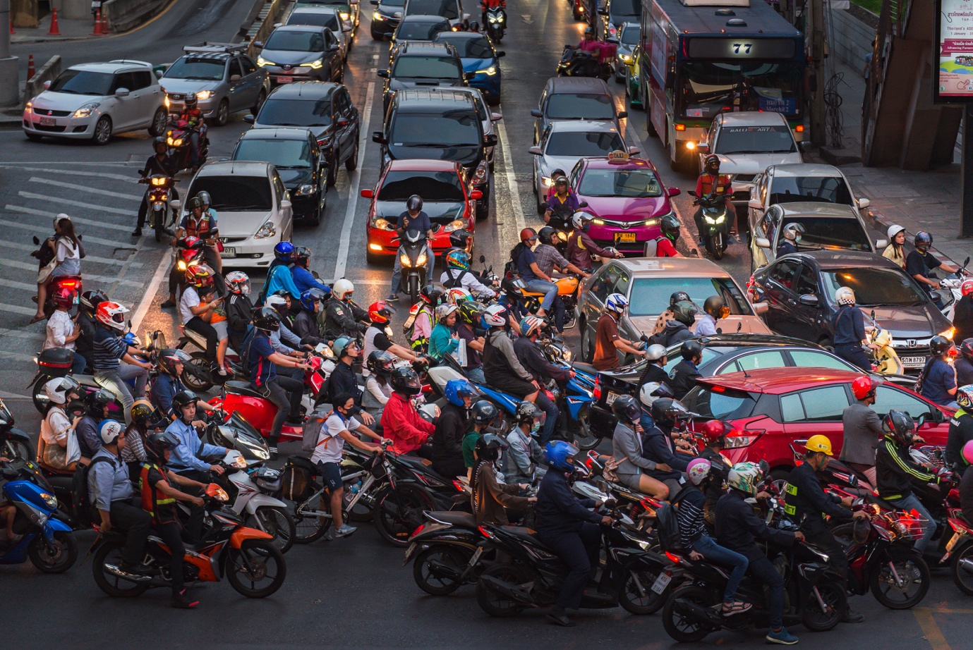 Chuyển đổi phương tiện xanh: Lựa chọn thông minh cho người tiên phong - 1
