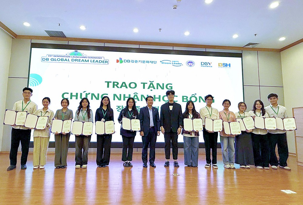 Học bổng DB Global Dream Leader tại Đại học Kinh tế Quốc Dân chính thức khởi động mùa 1 - 3