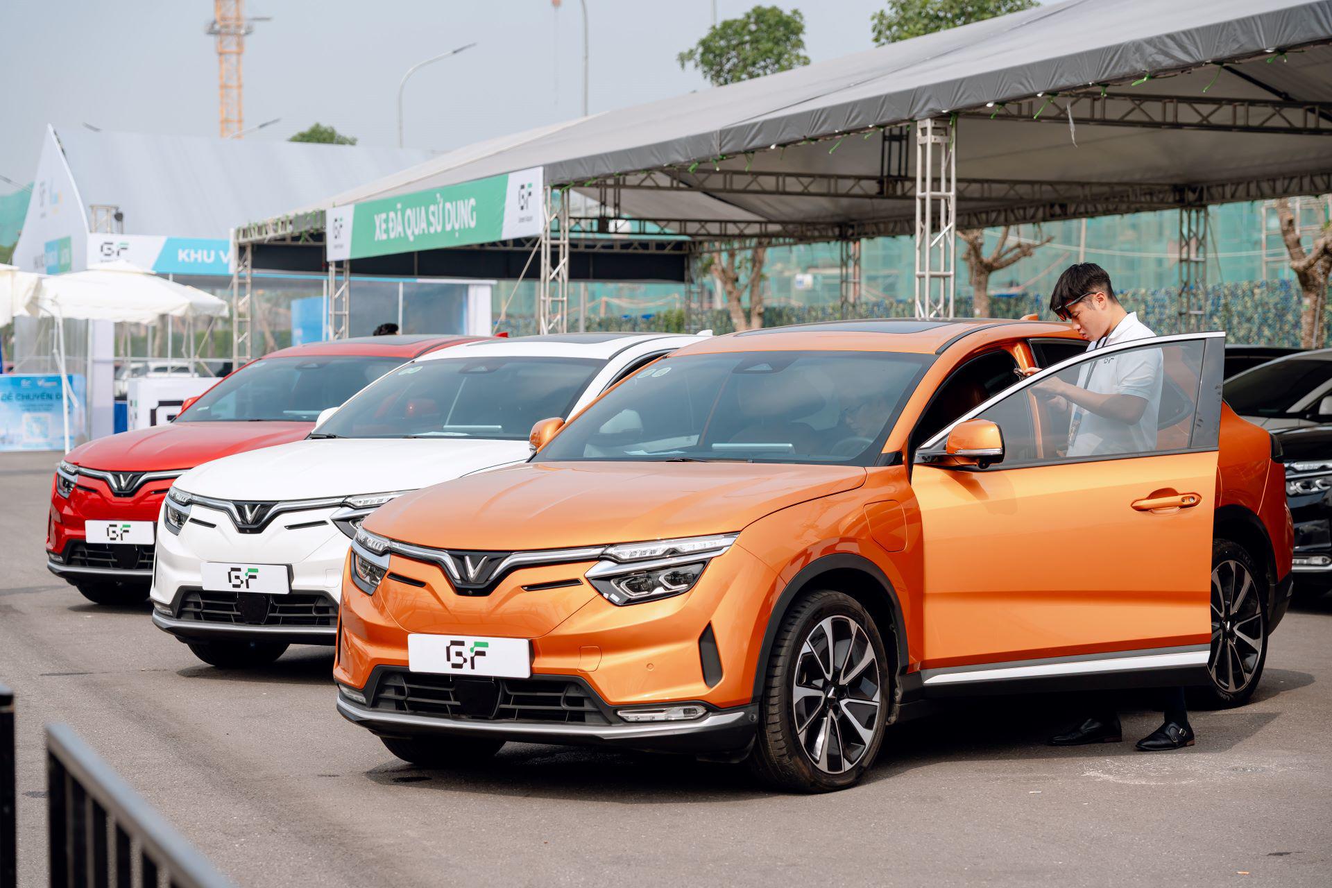 Khách hàng háo hức chờ “Ngày hội thu xăng đổi điện” trải dài khắp cả nước - 4