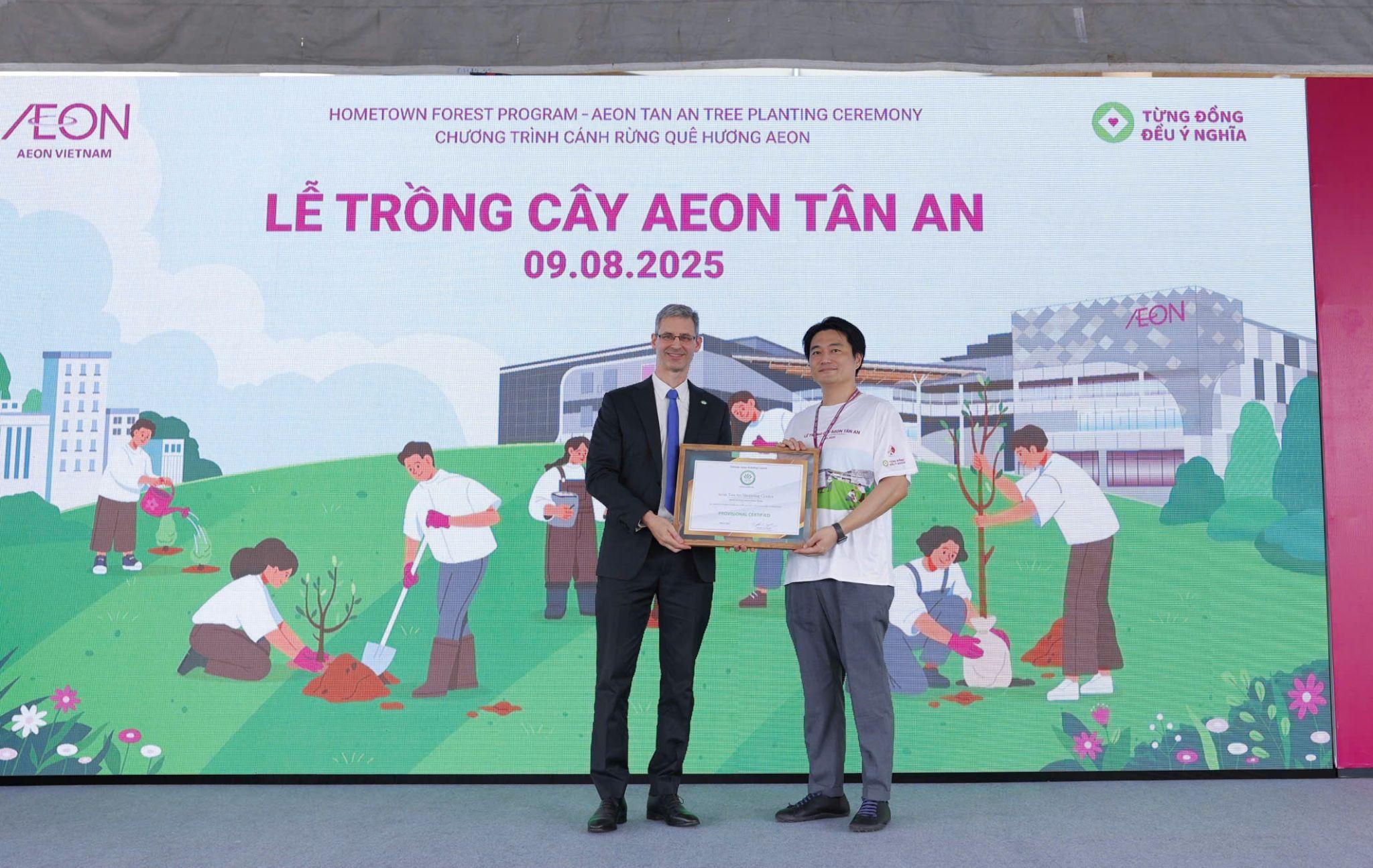 AEON cùng cộng đồng trồng gần 1,200 cây xanh, chuẩn bị khai trương AEON Tân An - 3