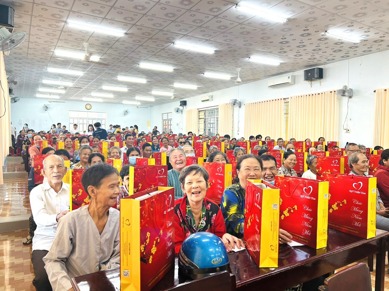 Quỹ Thiện Tâm đón nhận Huân chương Lao động hạng Nhất của chủ tịch nước - 1
