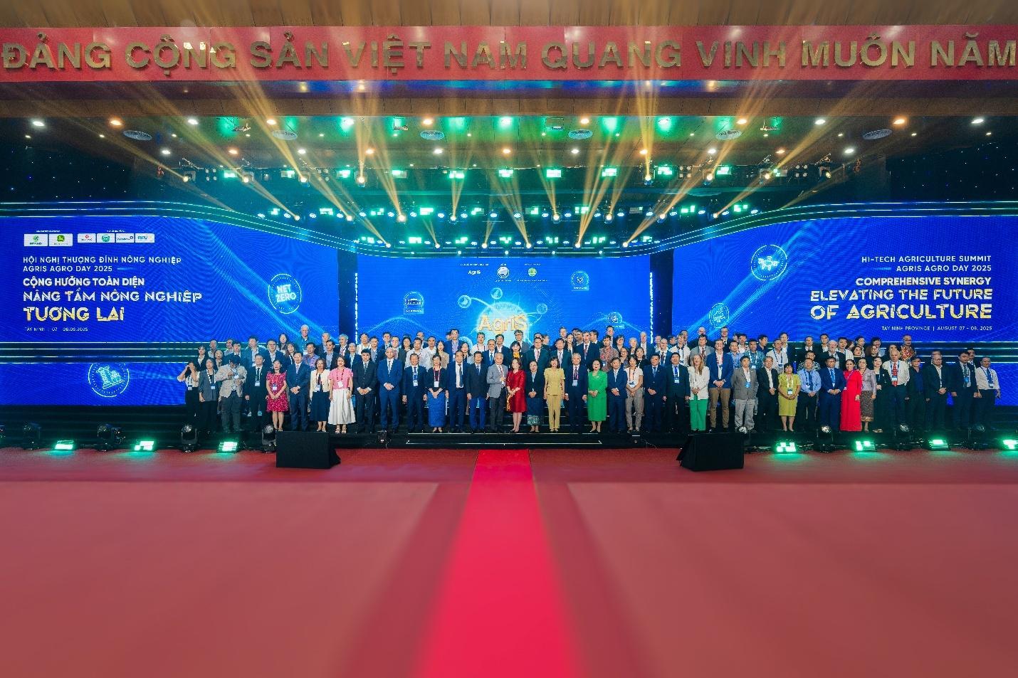 AgriS Agro Day 2025 - Cộng hưởng toàn diện: Liên minh 5 Nhà kiến tạo đột phá cho nông nghiệp Việt - 1