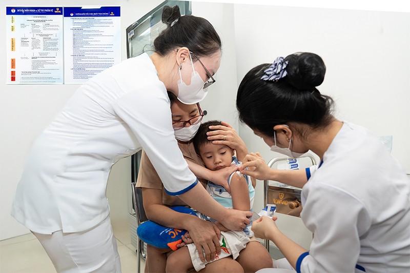 Lần đầu tiên, trẻ em Việt Nam được bảo vệ khỏi bệnh não mô cầu từ 6 tuần tuổi - 2