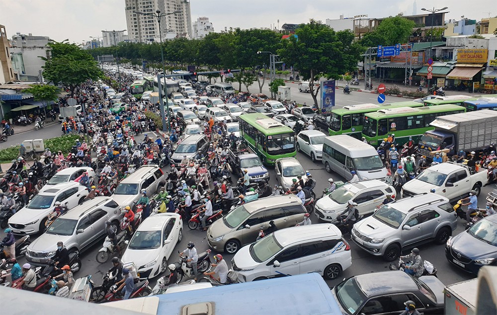 TP.HCM, Hà Nội kẹt xe top châu Á - Cần tìm giải pháp cho “đường khó”? - 1