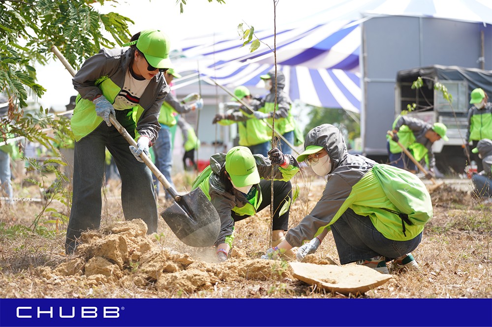 Đặt con người làm trọng tâm, Chubb Life Việt Nam nhận 3 giải thưởng tại HR Asia Awards 2025 - 3