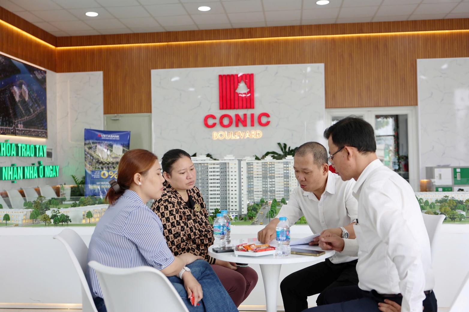 Hệ tiện ích đã vận hành giúp Conic Boulevard được lòng cư dân và nhà đầu tư - 1