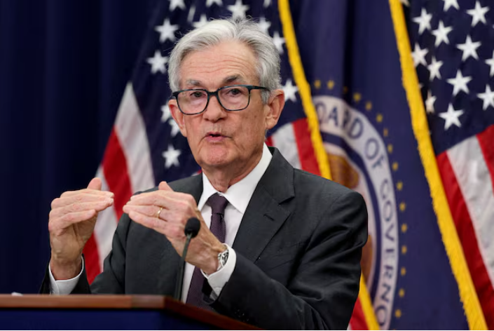 Ông Trump lại “tấn công” Chủ tịch Fed - 1