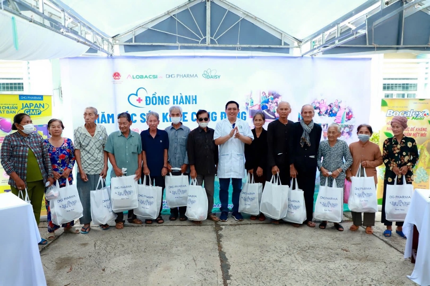 DHG Pharma về An Giang: 1.200 lượt khám, gieo niềm tin sức khỏe nơi vùng biên - 5