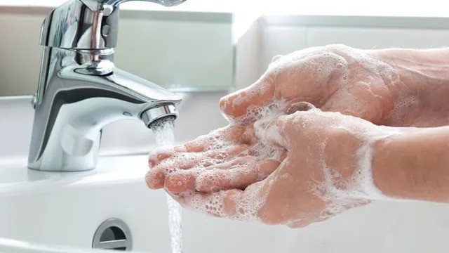 Không làm điều này sau khi đi vệ sinh, bạn dễ gặp phải "thảm họa" sức khỏe - 1