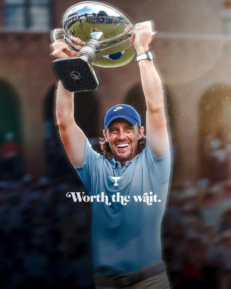 Tommy Fleetwood xoá dớp “vua về nhì”, có chiến thắng lịch sử ở Tour Championship 2025 - 2