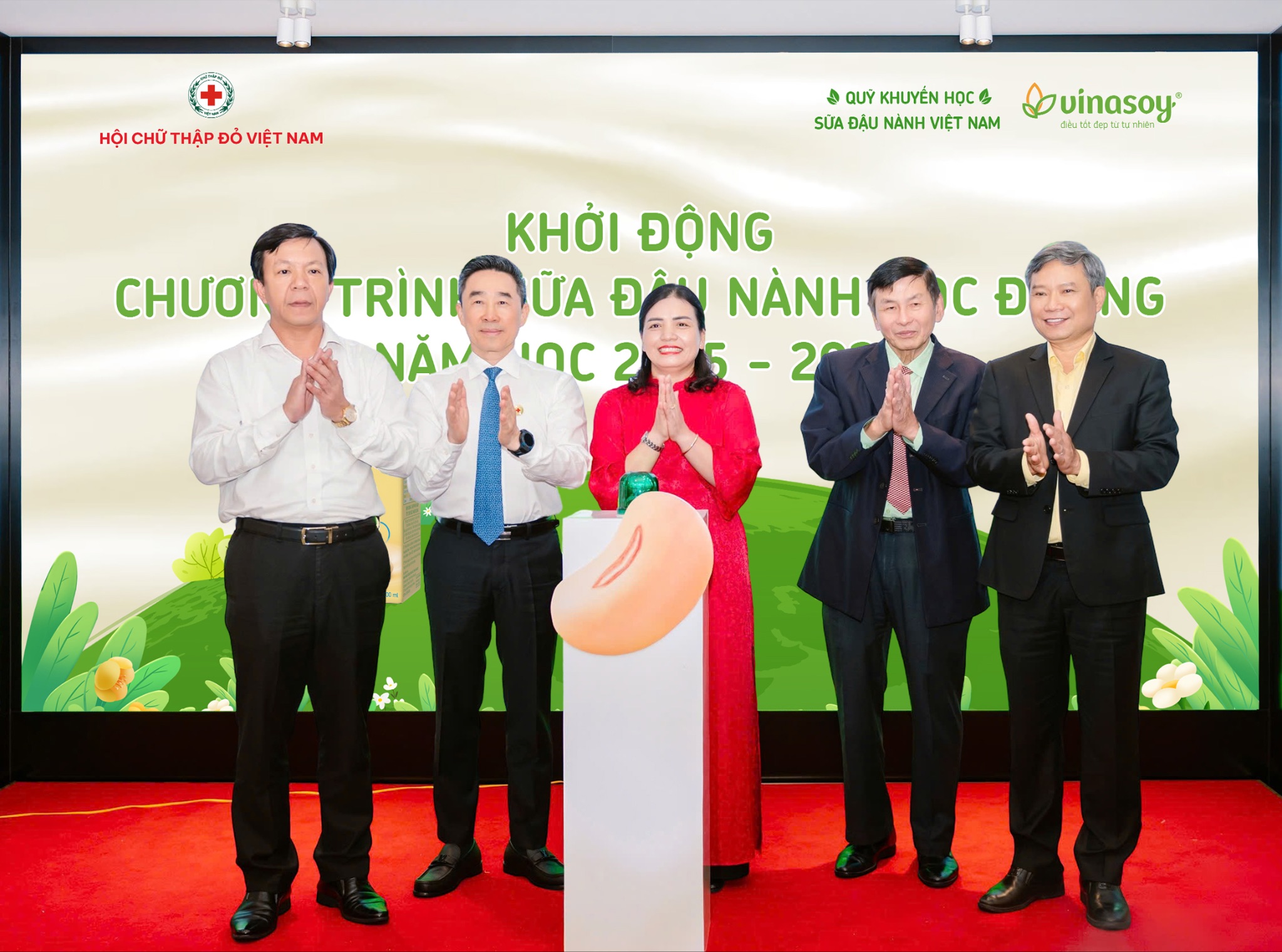 “Sữa đậu nành học đường” - Hành trình 10 năm bền bỉ trao dinh dưỡng lành, gieo mầm tương lai xanh - 1