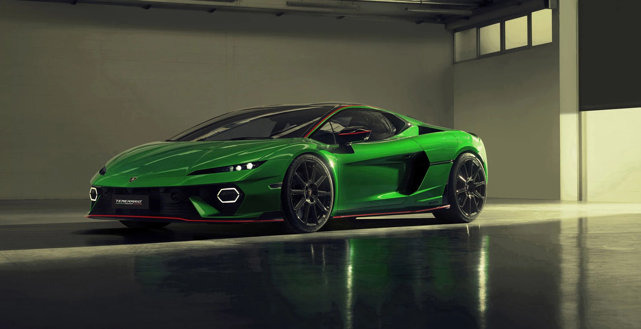 Lamborghini chao đảo vì thuế nhập khẩu: Người giàu cũng… chờ giá ổn định - 1