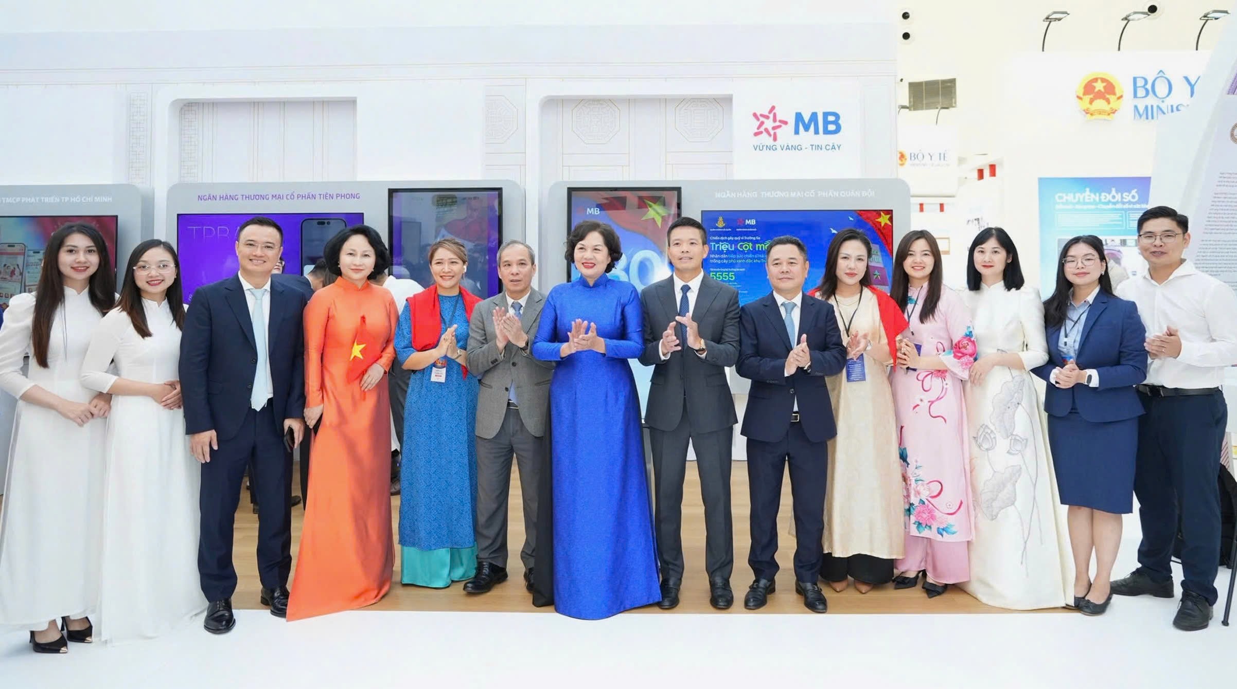 MB tham gia Triển lãm Thành tựu đất nước A80 – Khẳng định mục tiêu đồng hành phát triển cùng quốc gia. - 1