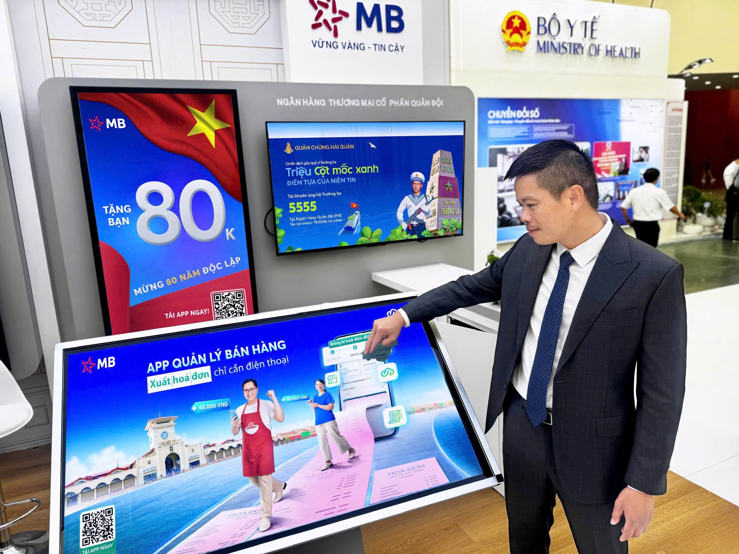 MB tham gia Triển lãm Thành tựu đất nước A80 – Khẳng định mục tiêu đồng hành phát triển cùng quốc gia. - 2