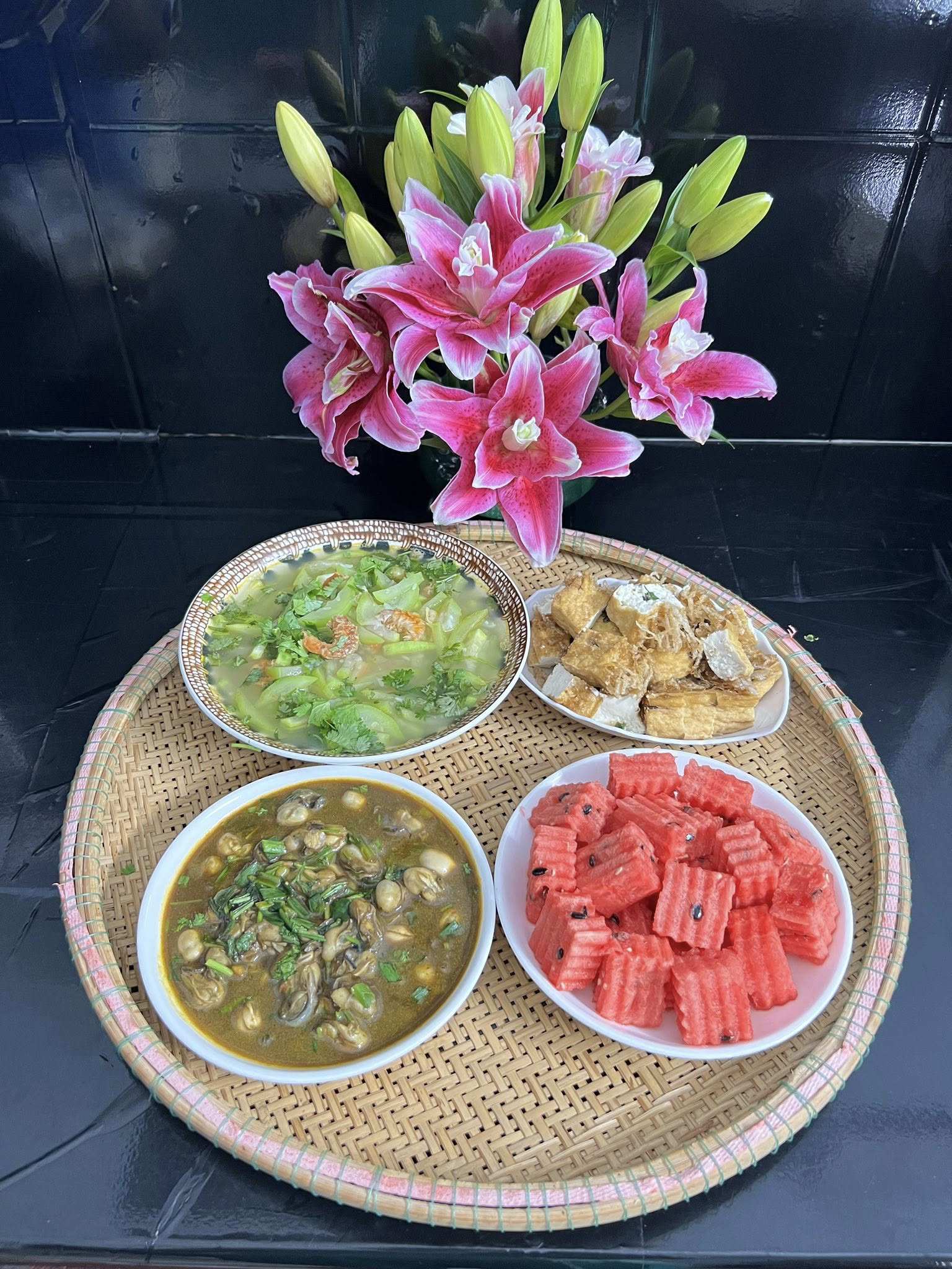 Thực đơn cơm nhà ngon lành, bổ dưỡng của bà mẹ 3 con - 14