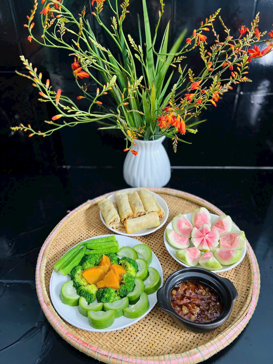 Thực đơn cơm nhà ngon lành, bổ dưỡng của bà mẹ 3 con - 6