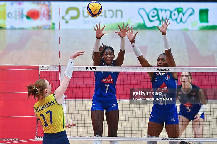 Kết quả bóng chuyền nữ Brazil - Pháp: Đỉnh cao so tài, set 2 siêu kịch tính (Vô địch thế giới) - 1