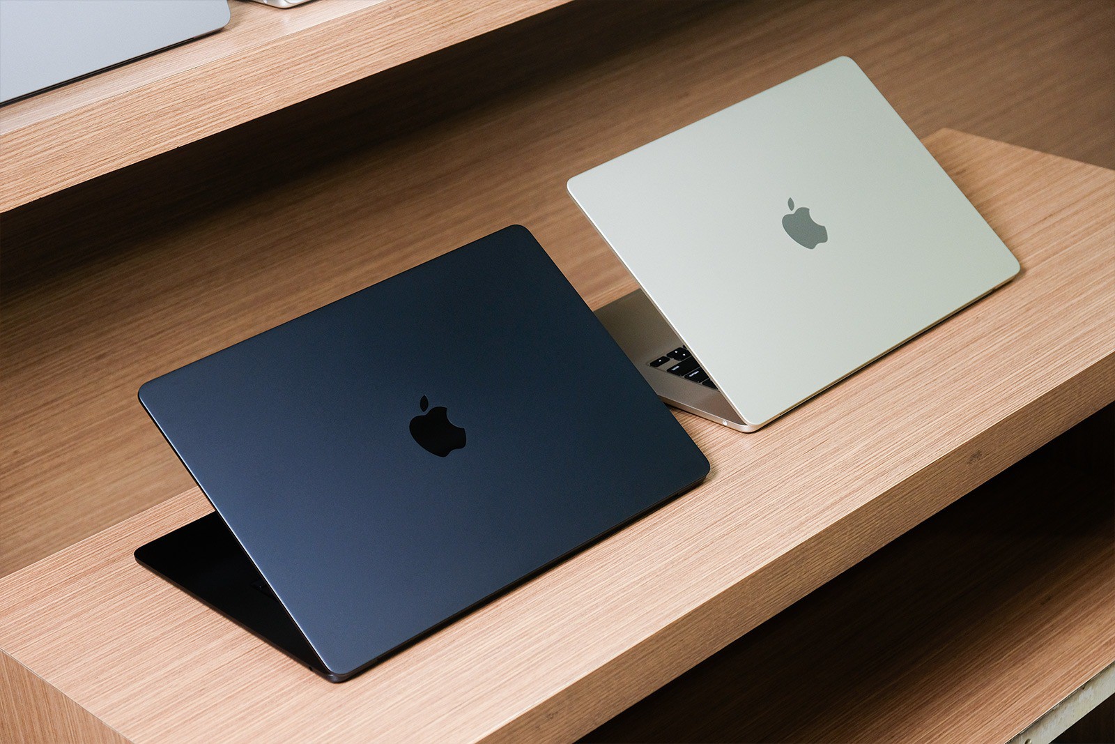 MacBook Air M2: Lựa chọn hoàn hảo cho dân văn phòng năm 2025 - 4