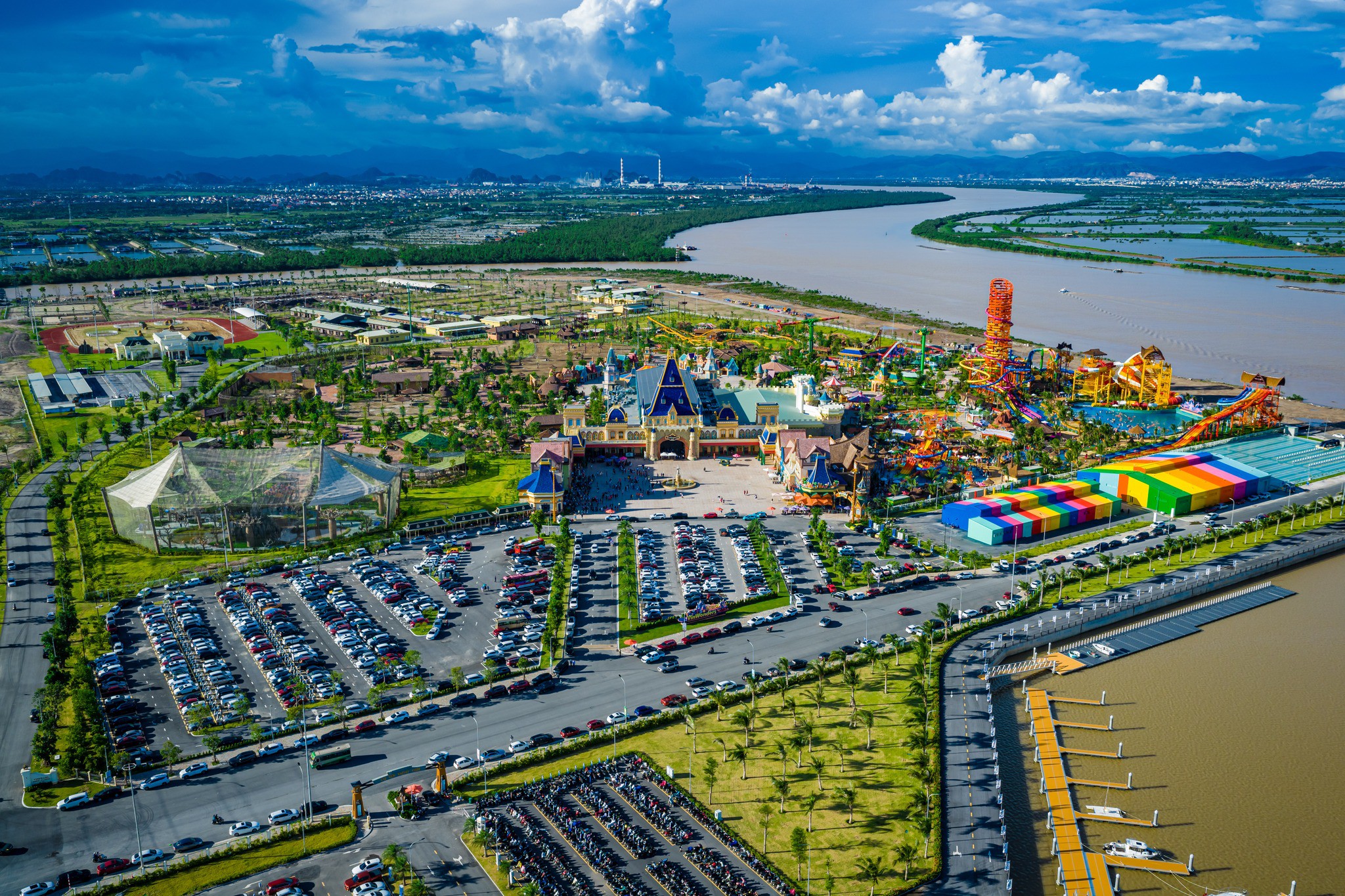 Royal Boulevard - Nơi tái hiện “công thức vàng” của những đại lộ kinh doanh huyền thoại - 3