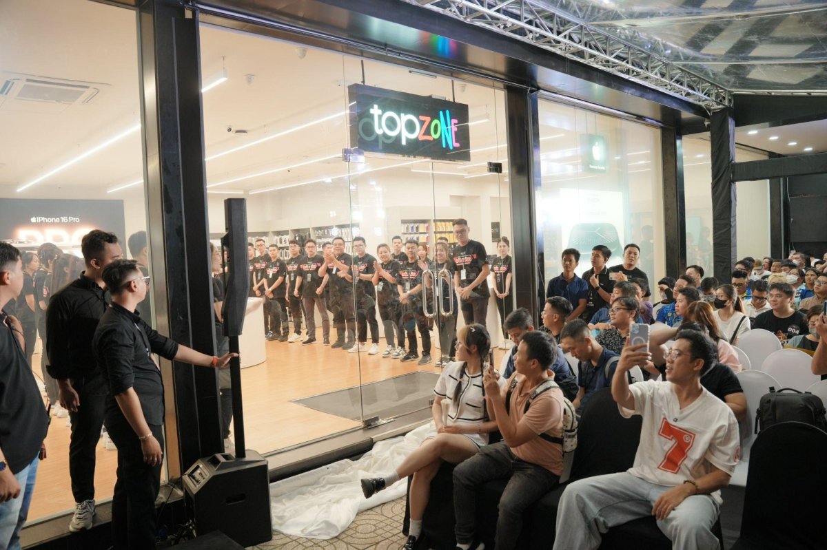 TopZone tạo cú xoay chiều thú vị cho thị trường Apple chính hãng tại Việt Nam - 1