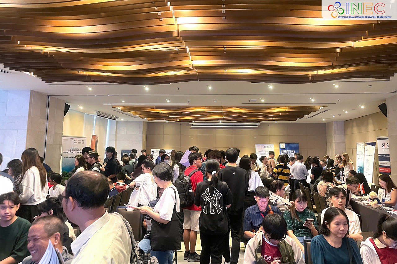 Săn học bổng ASEAN tại Triển lãm Giáo dục Công lập Singapore 2025 - 1