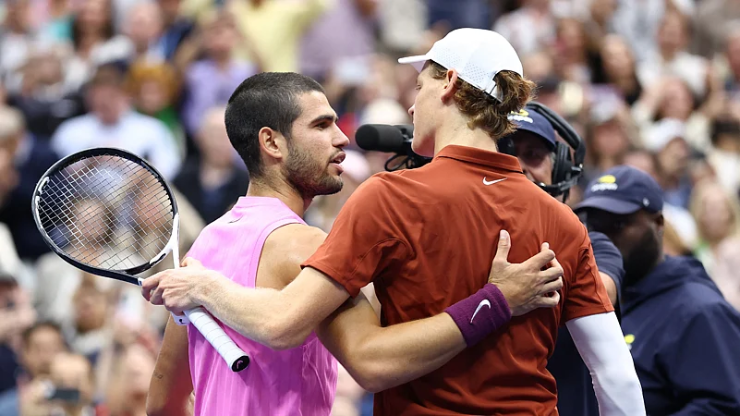 Sinner phơi bày điểm yếu trước Alcaraz, Djokovic đã biết trước cách đây 3 năm - 1