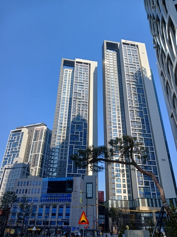 Thời điểm vàng để đầu tư căn hộ đa năng Business Suite - 1