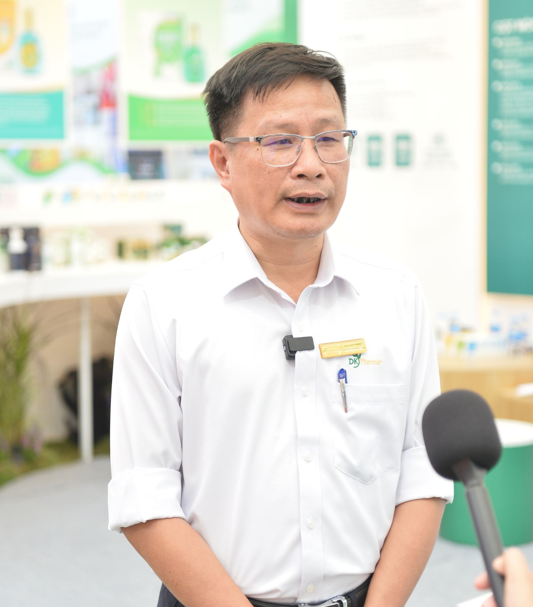 Thương hiệu nhỏ mắt quen thuộc gây chú ý ở triển lãm thành tựu đất nước - 2