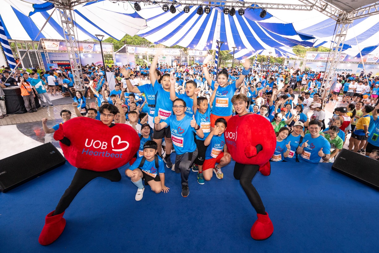 Giải chạy bộ UOB Heartbeat Run 2025 gây quỹ hơn 940 triệu đồng - 2
