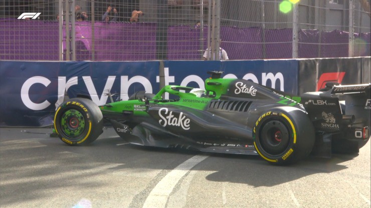 Đua xe F1, Azerbaijan GP: Verstappen giành pole trong phiên chạy dài kỉ lục - 2
