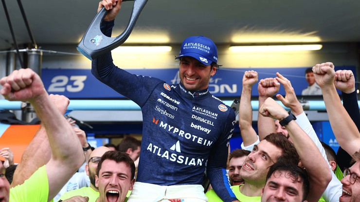 Đua xe F1, Azerbaijan GP: Verstappen chiến thắng, Piastri tiếp tục mắc lỗi “chí mạng” - 3