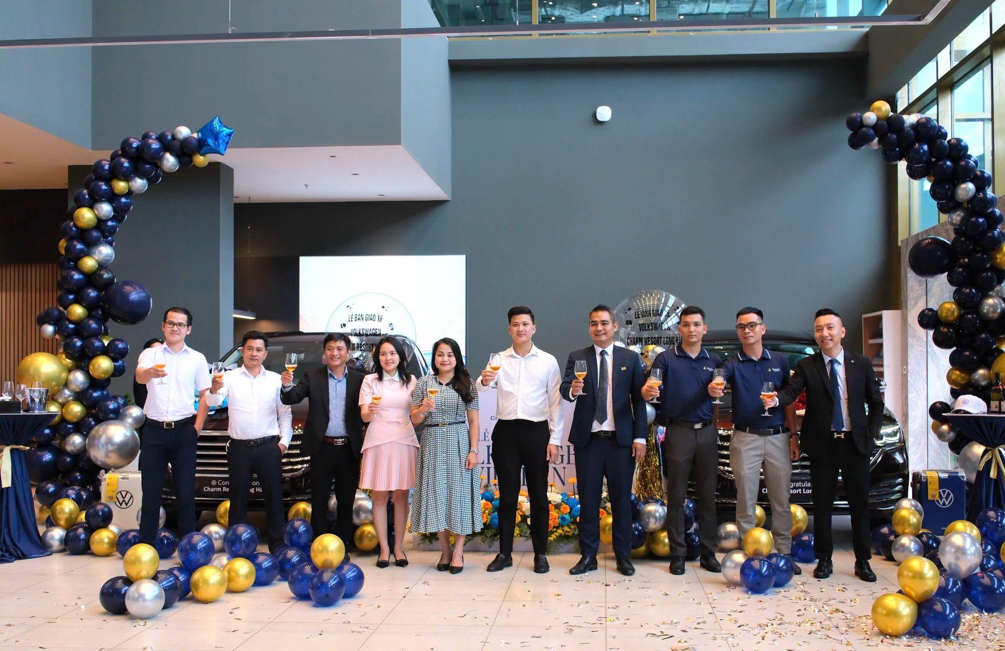 Charm Group chi triệu đô sắm xe sang Volkswagen đưa đón khách hàng Charm Resort Long Hải - 2