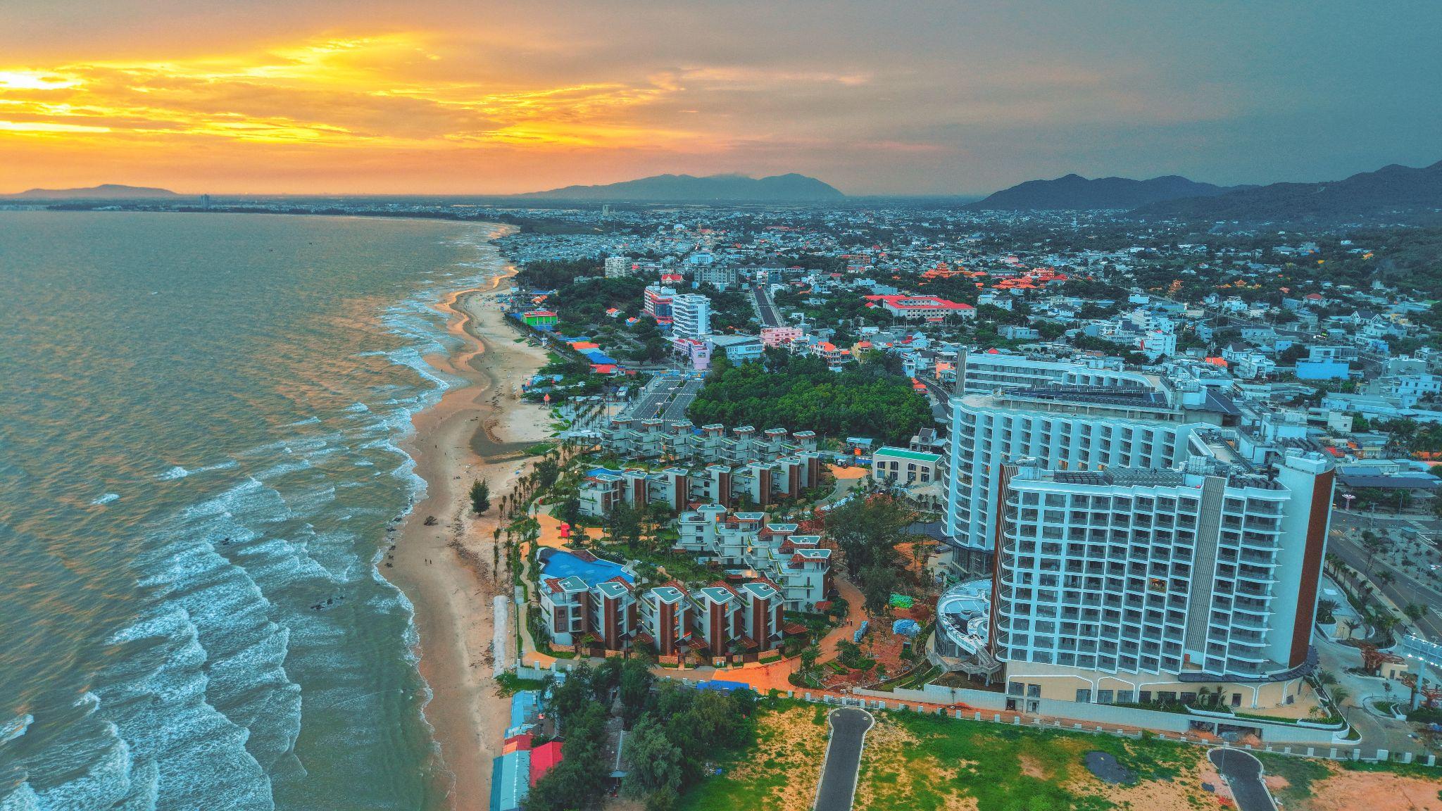 Charm Group chi triệu đô sắm xe sang Volkswagen đưa đón khách hàng Charm Resort Long Hải - 3