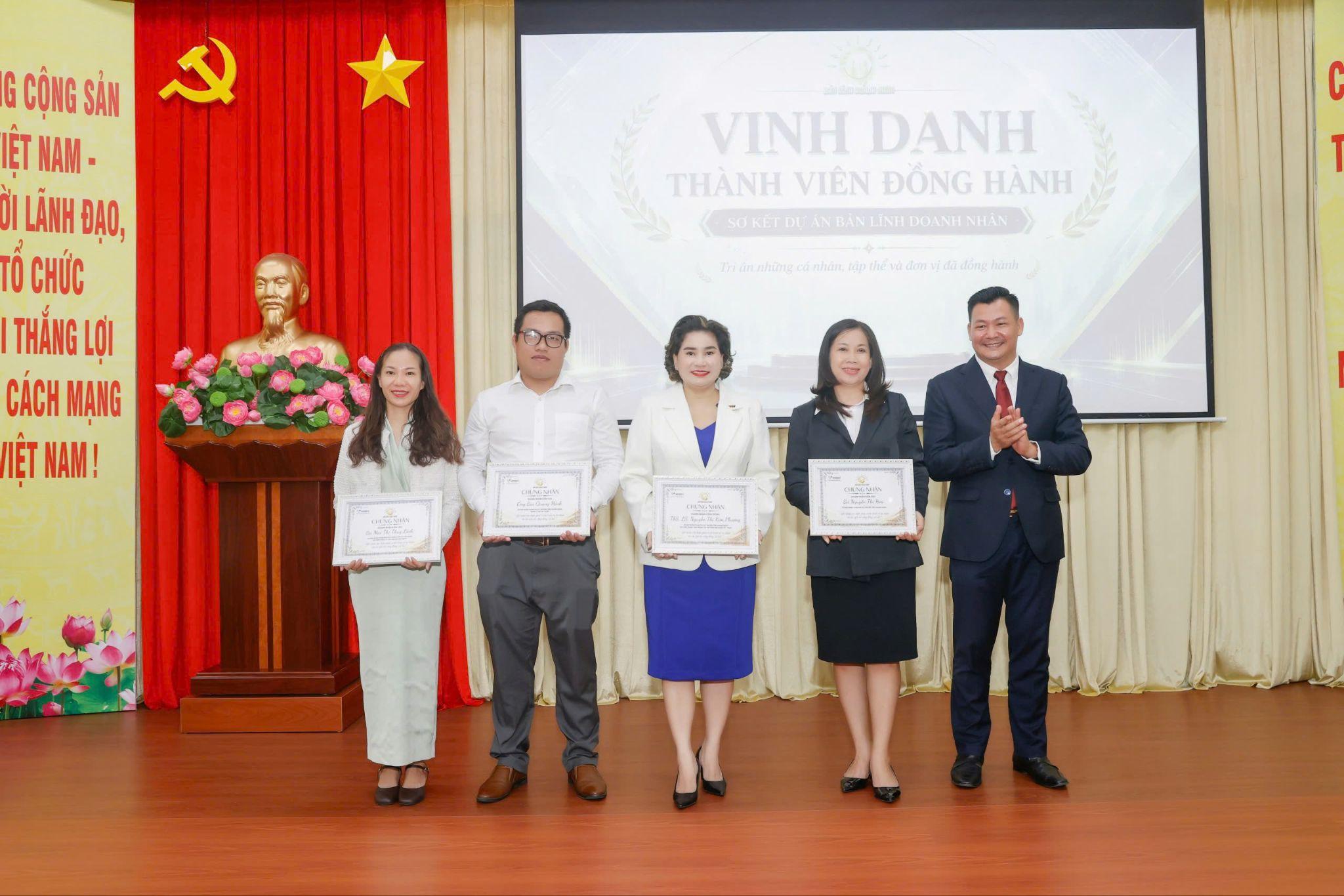 Mai Thị Thùy Linh - Nữ doanh nhân họ Mai được vinh danh tại Bản Lĩnh Doanh Nhân - 1